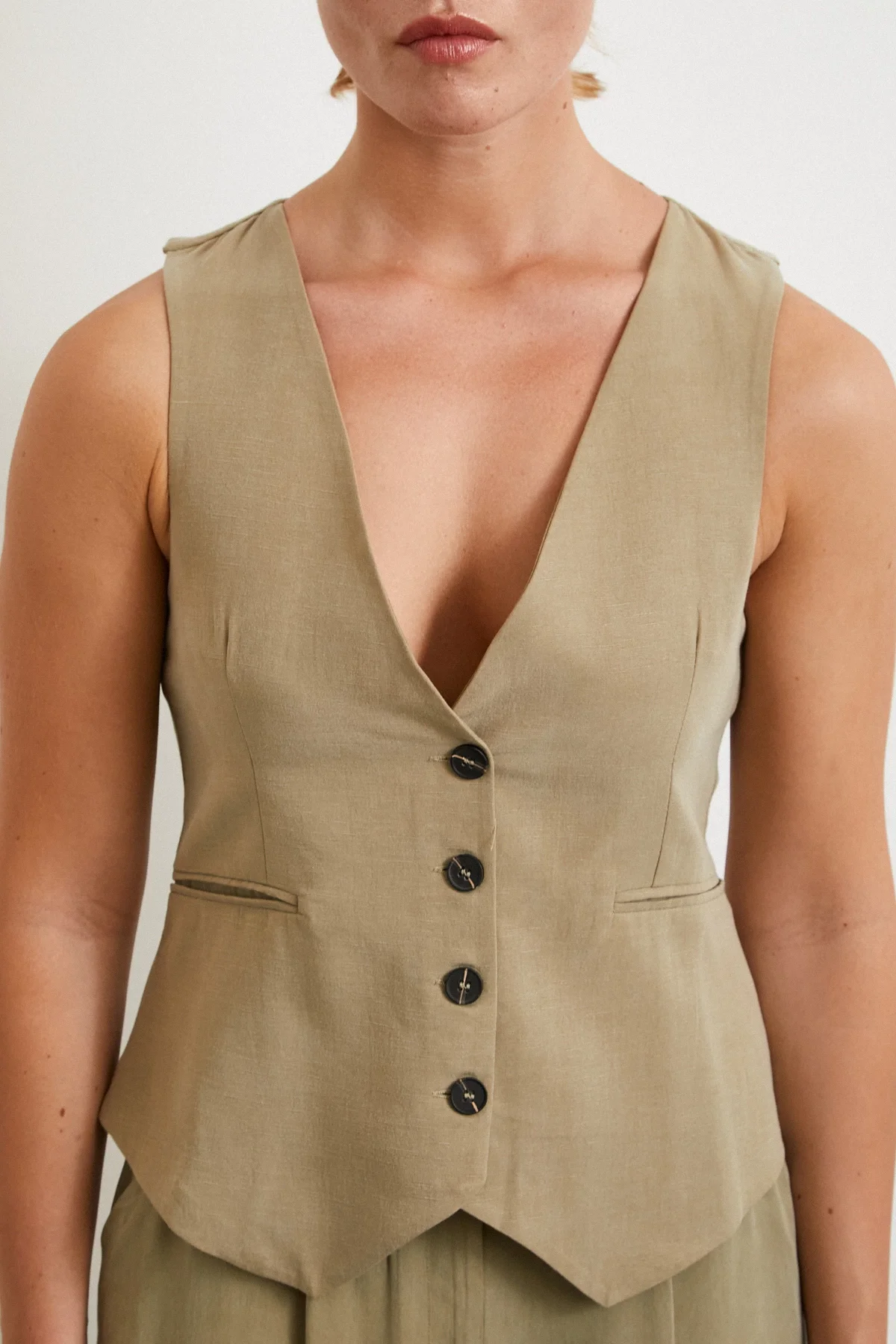 Pocketed Linen Vest - Khaki