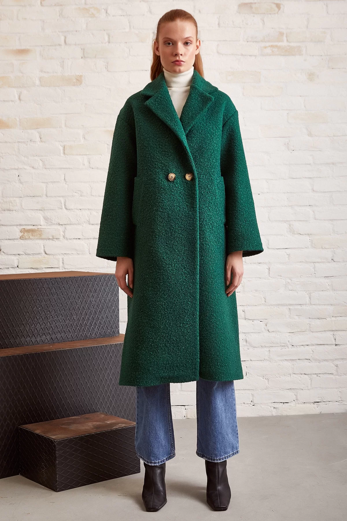 Пальто из букле с карманами - Зеленое