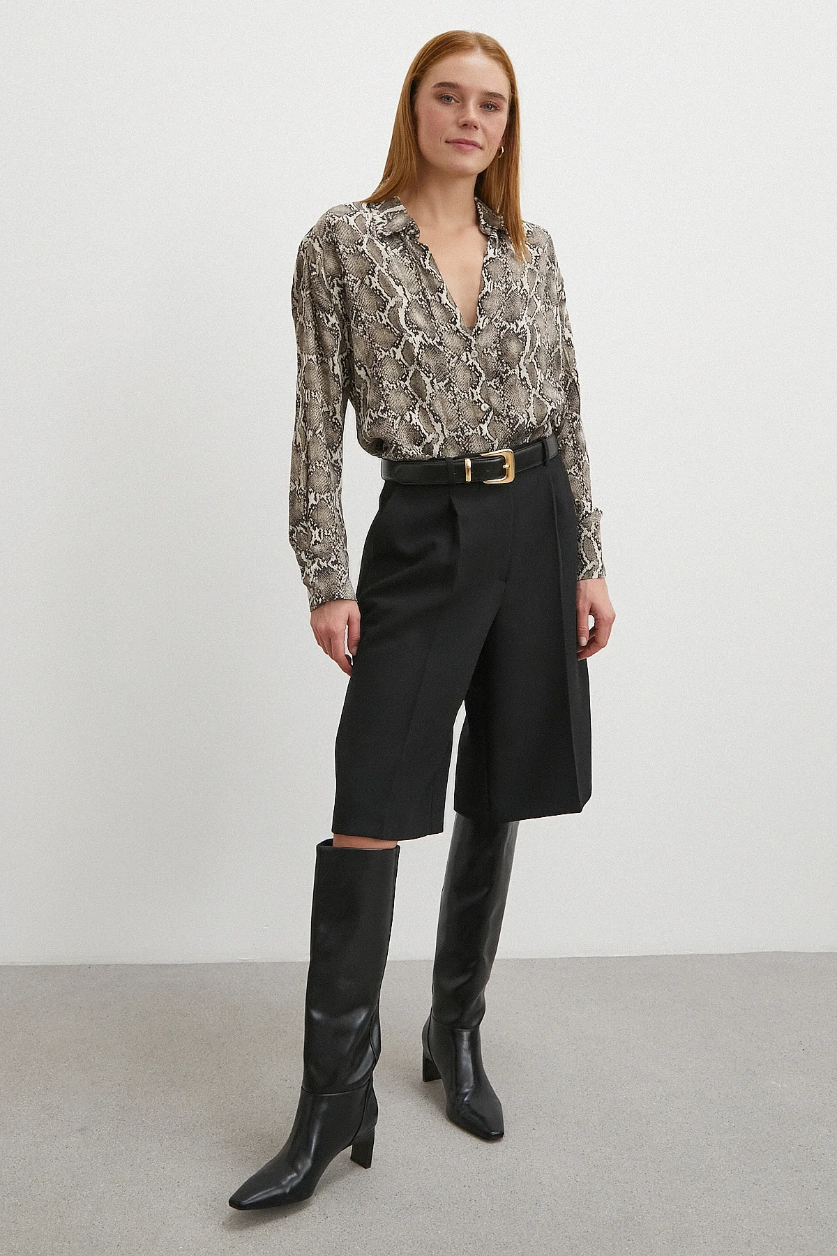 Yılan Desenli Viskon Saten Gömlek - Siyah