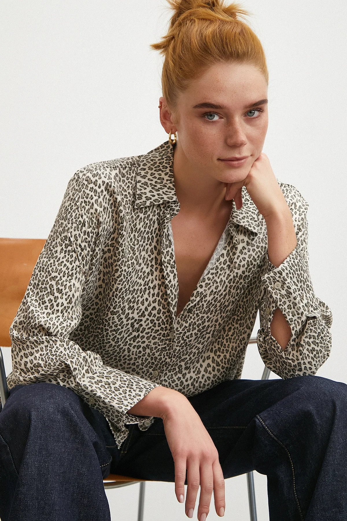 Leopar Desenli Viskon Saten Gömlek - Krem