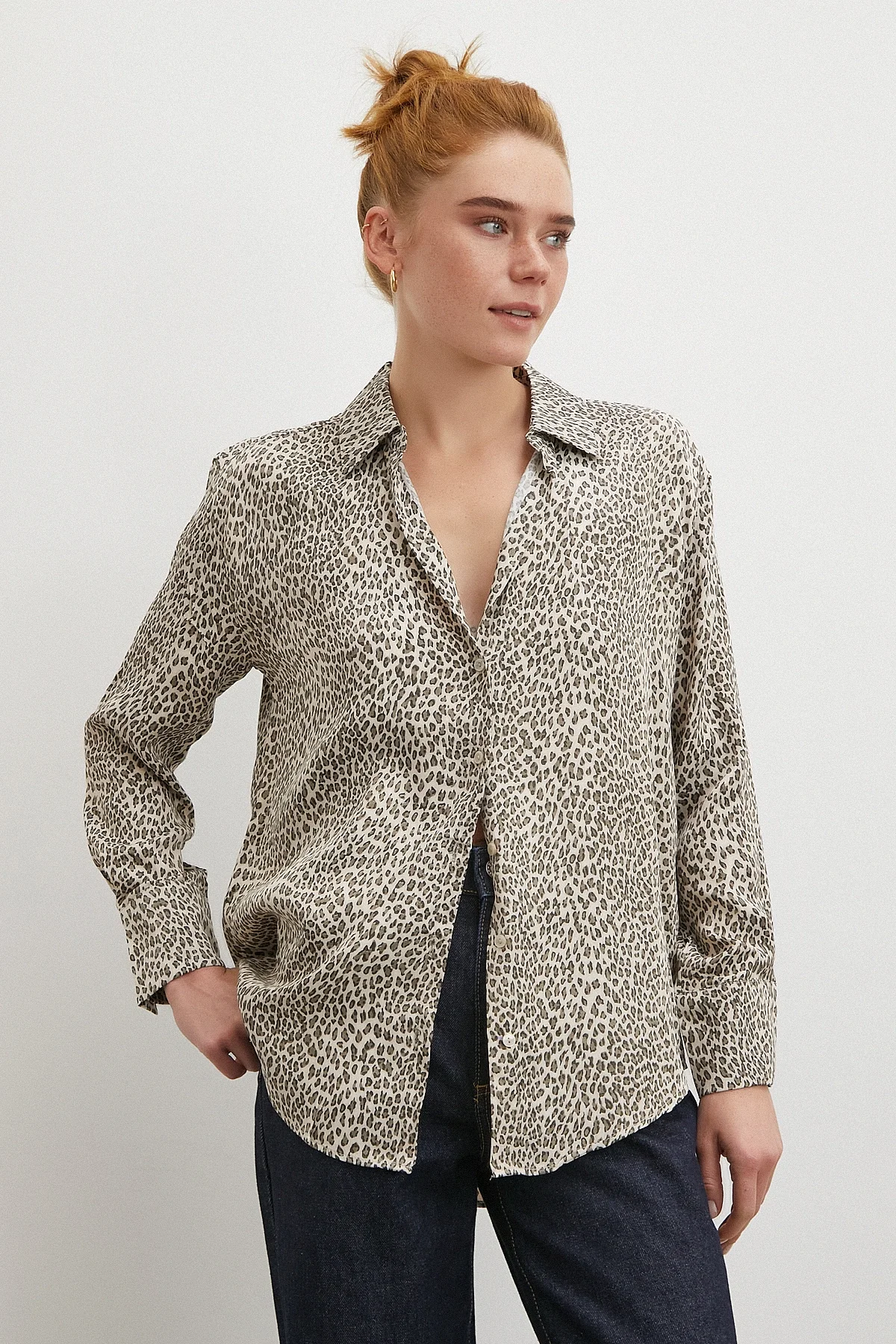 Leopar Desenli Viskon Saten Gömlek - Krem