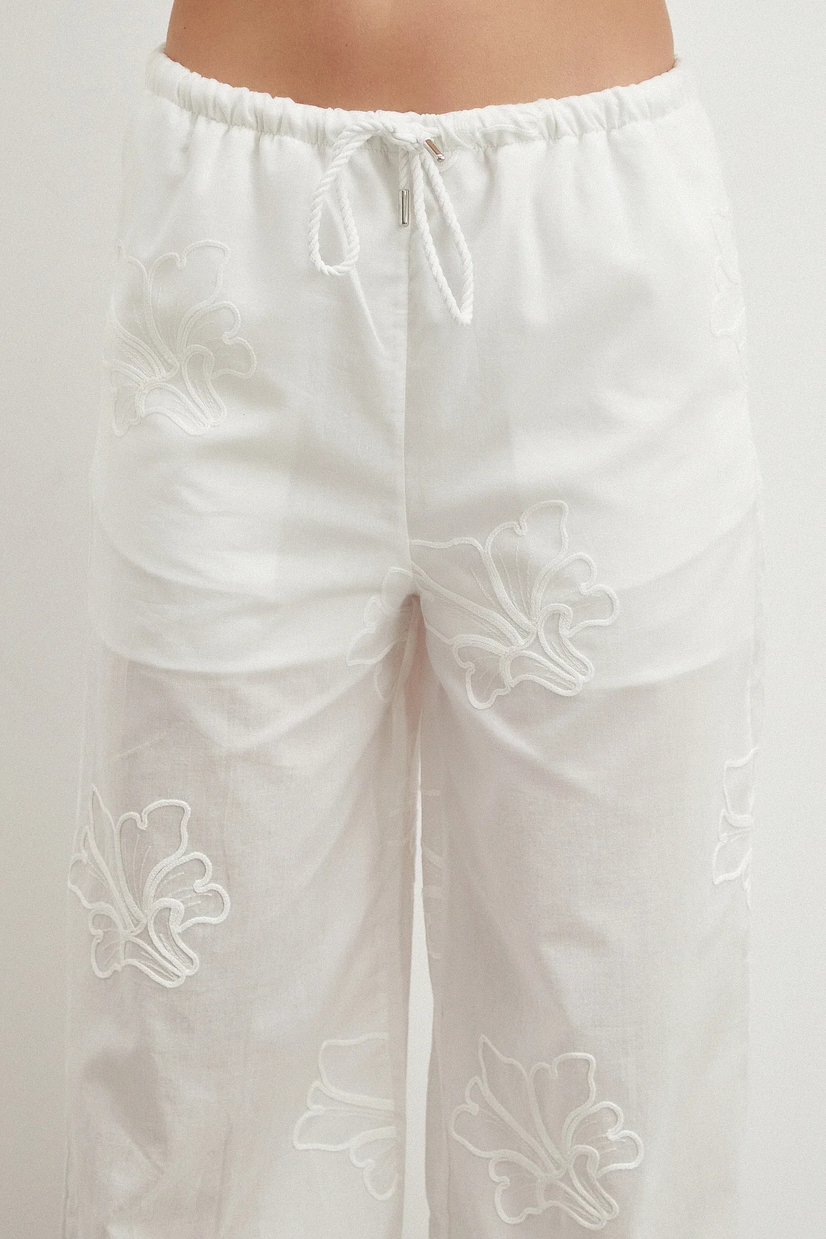 Nakışlı Pantolon - Beyaz