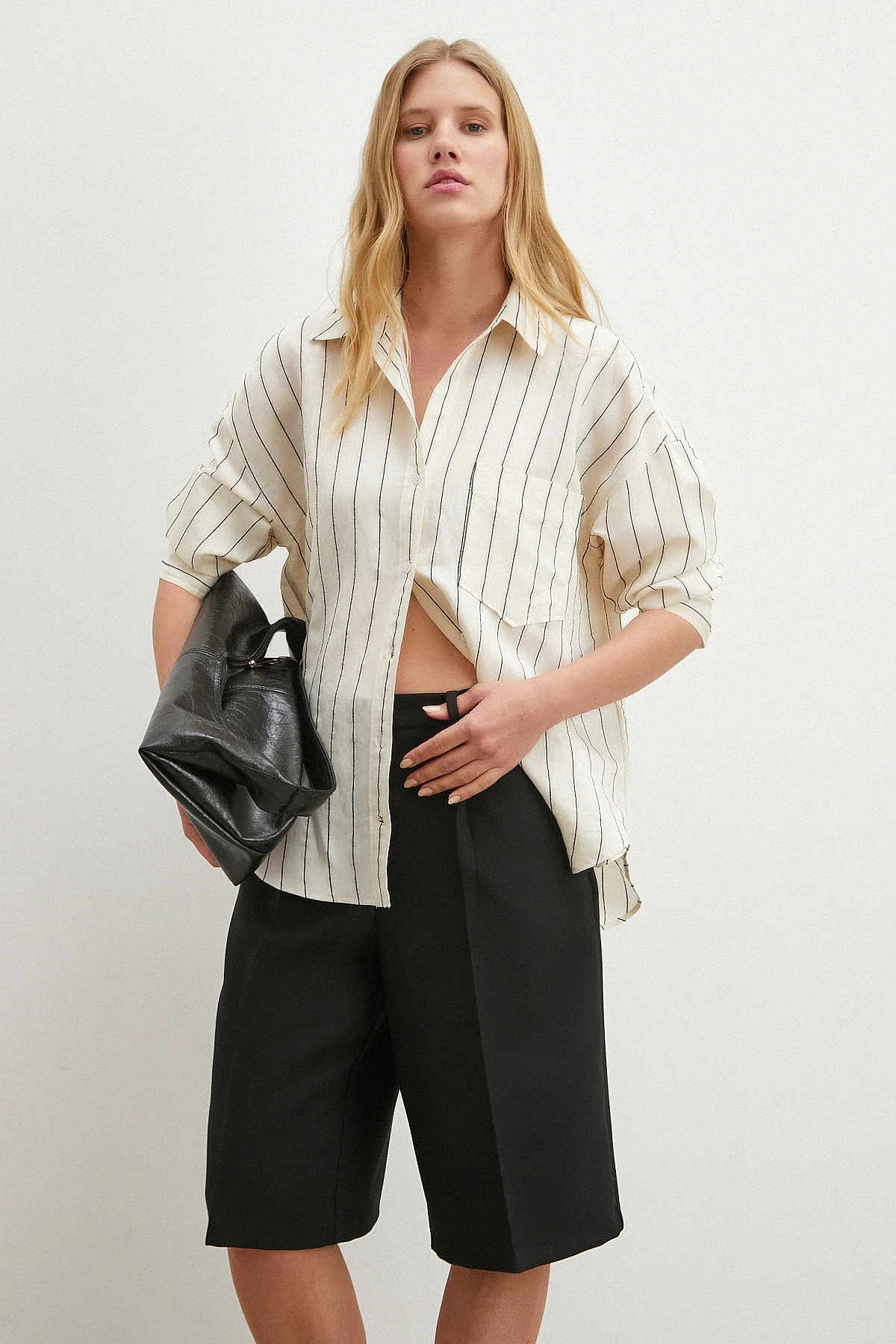 Kontrast Çizgili Gömlek - Siyah