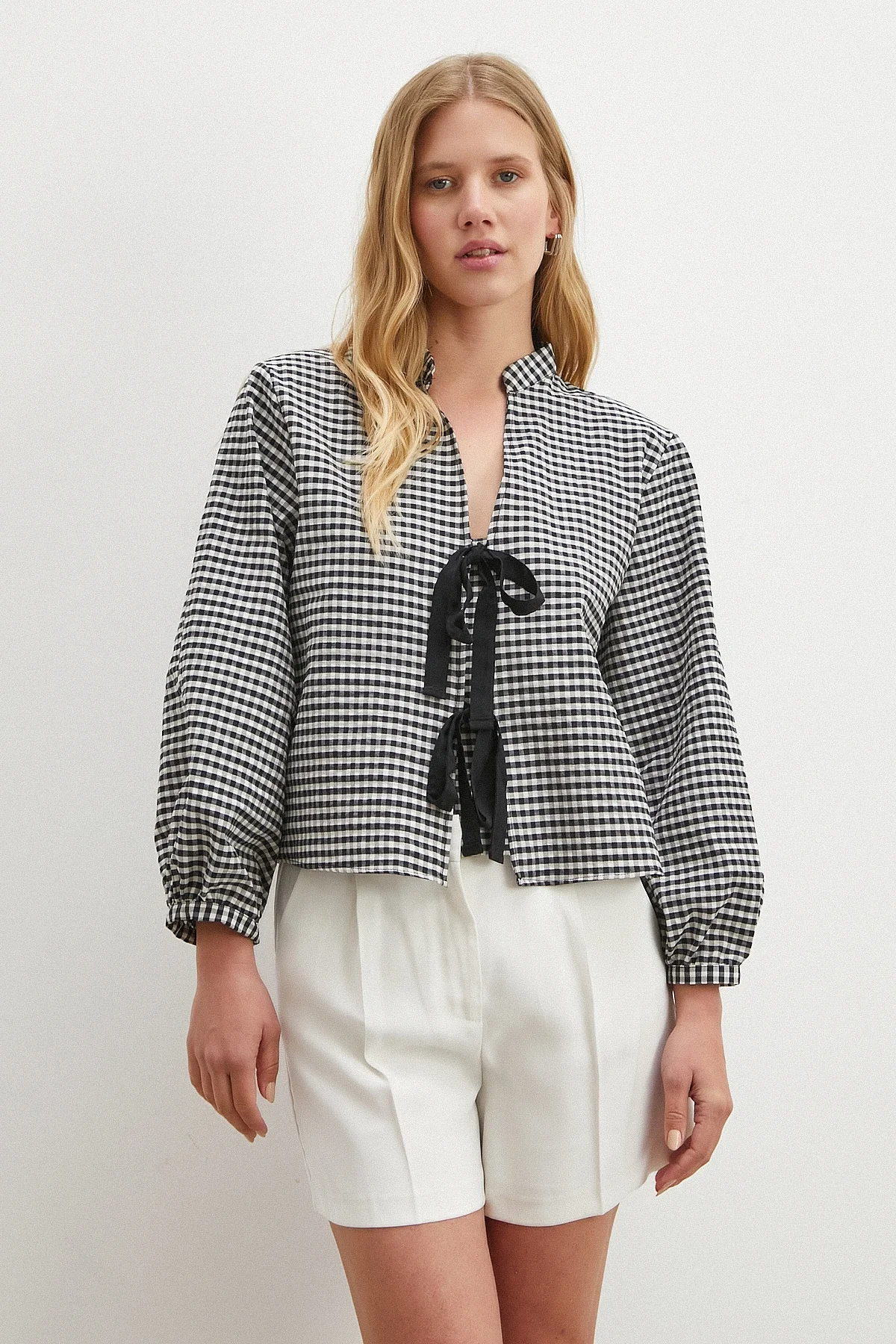 Beli Kuşaklı Pamuk Bluz - Siyah