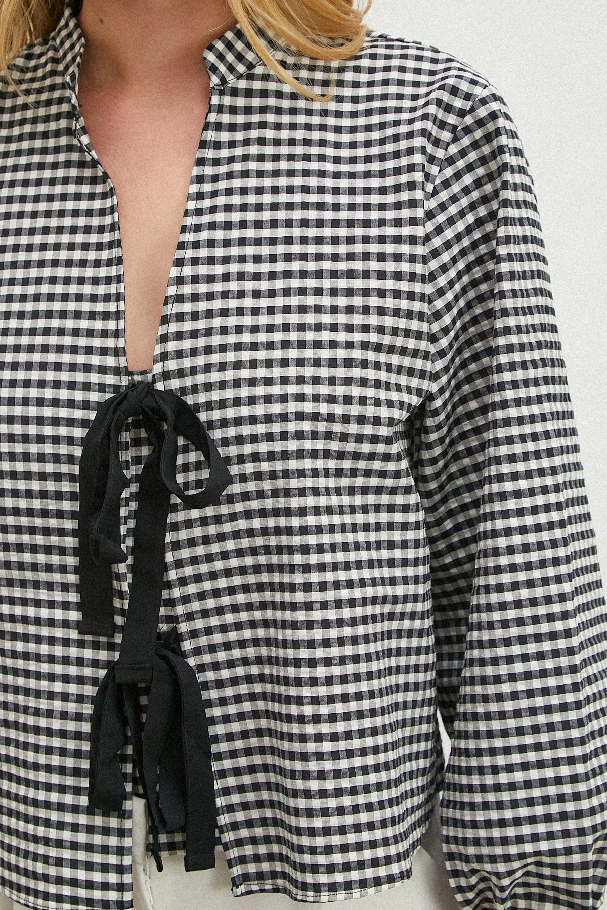 Beli Kuşaklı Pamuk Bluz - Siyah