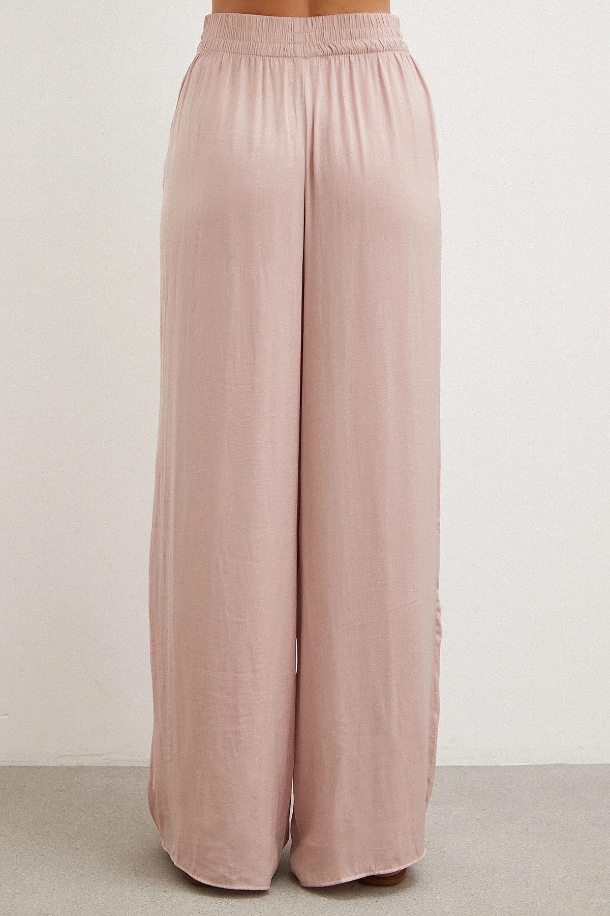 Beli Lastikli Dökümlü Geniş Paça Pantolon - Pembe