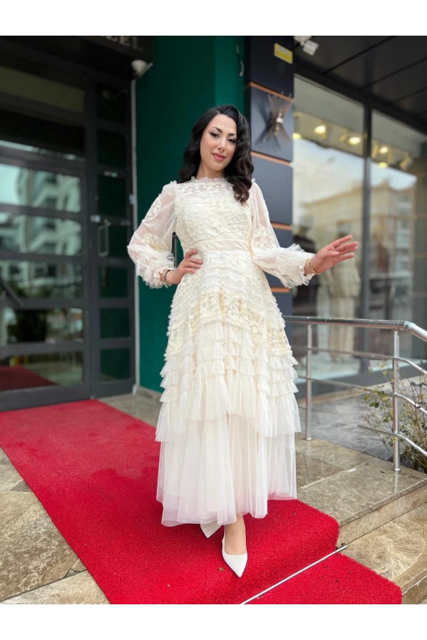 İTHAL-TÜL ELBİSE KREM