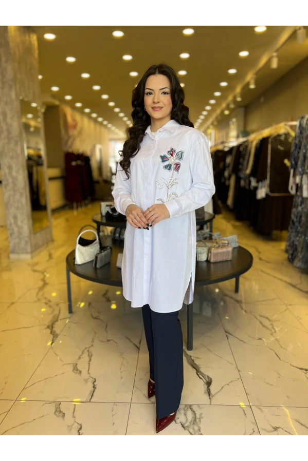 SOLİS-ÇİÇEK ÜZERİ TAŞLI TUNİK BEYAZ