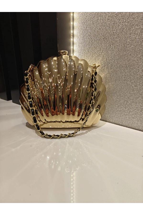 MERİHCE-METALİK MİTLİ BAYAN ÇANTA GOLD