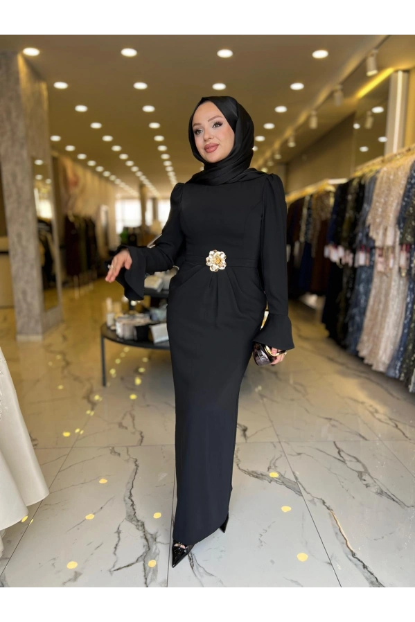 FERİHA SARIOĞLU-BEYZA ABİYE SİYAH