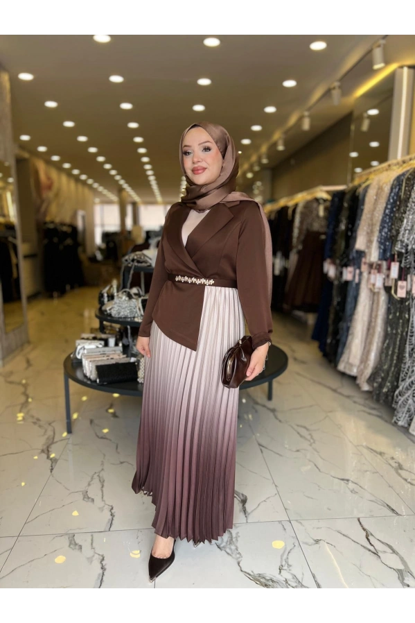 MATEKS-PLİSELİ ELBİSE KAHVE