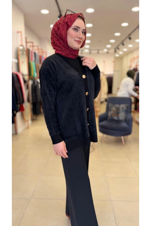 MAGAZİN-ANGORA HIRKA SİYAH
