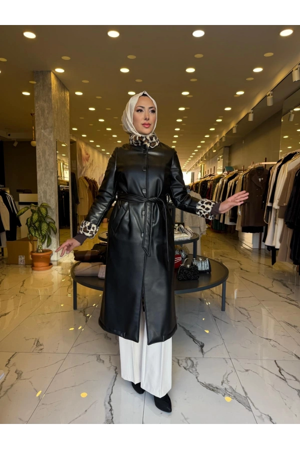 MATEKS-LEOPAR DESENLİ DERİ KABAN SİYAH