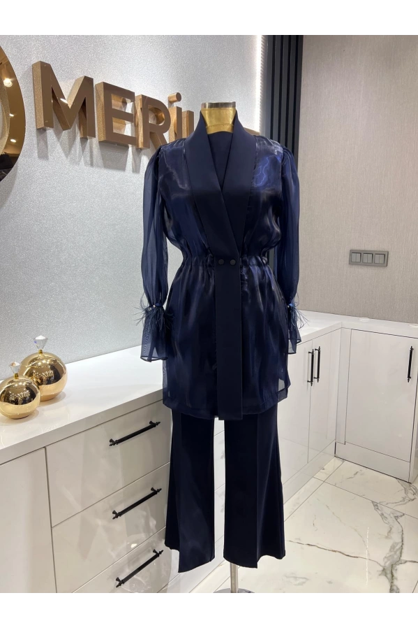 PERİ-ORGANİZE CEKETLİ TAKIM LACİVERT