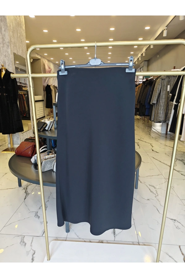 SENTEZ-NİL ÇAN ETEK SİYAH