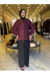 NİLİWİ-YARISI KUMAŞ ZİNCİRLİ YARASA BLUZ BORDO