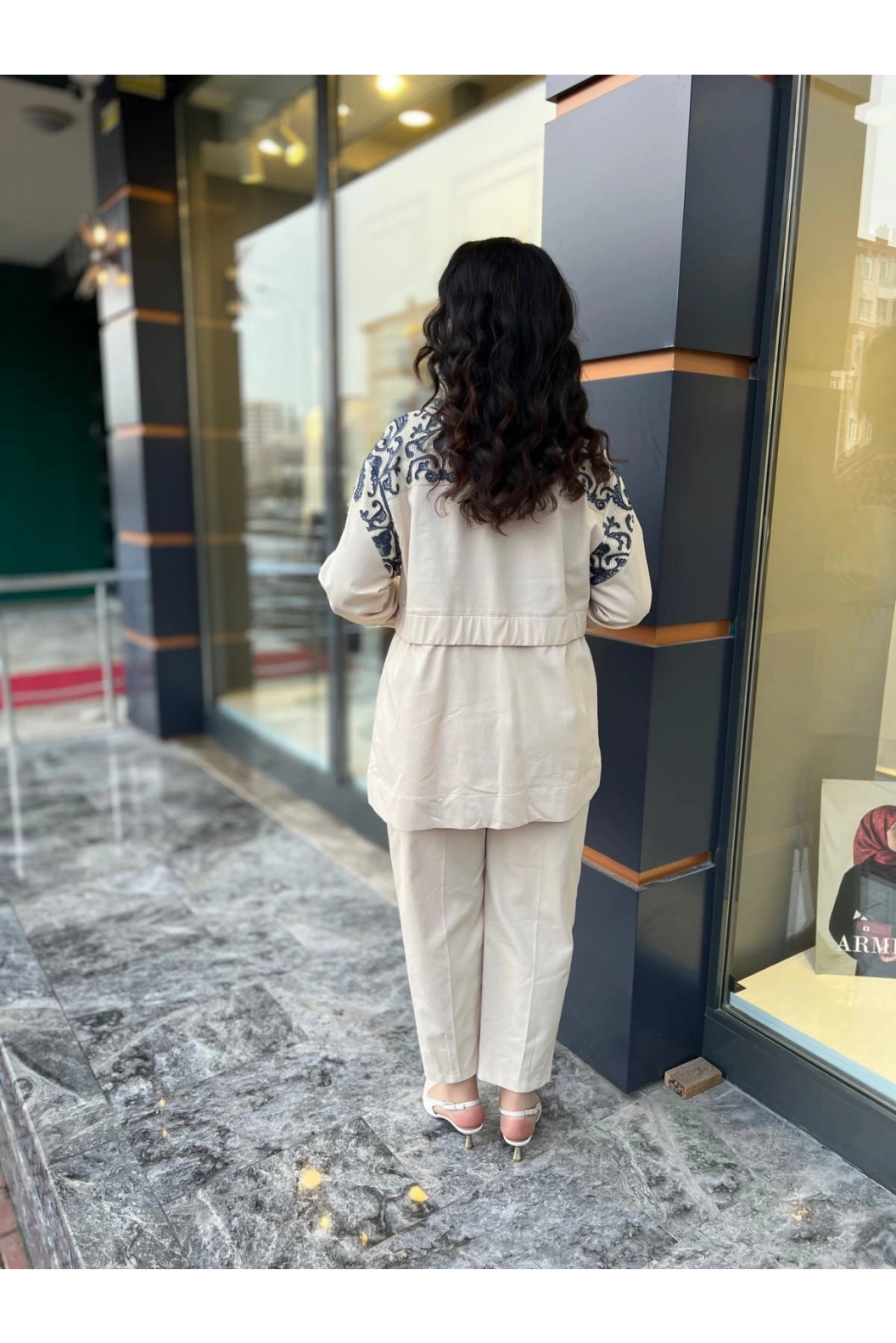 MY312-ÖNÜ TAŞLI DANTELLİ TAKIM BEJ