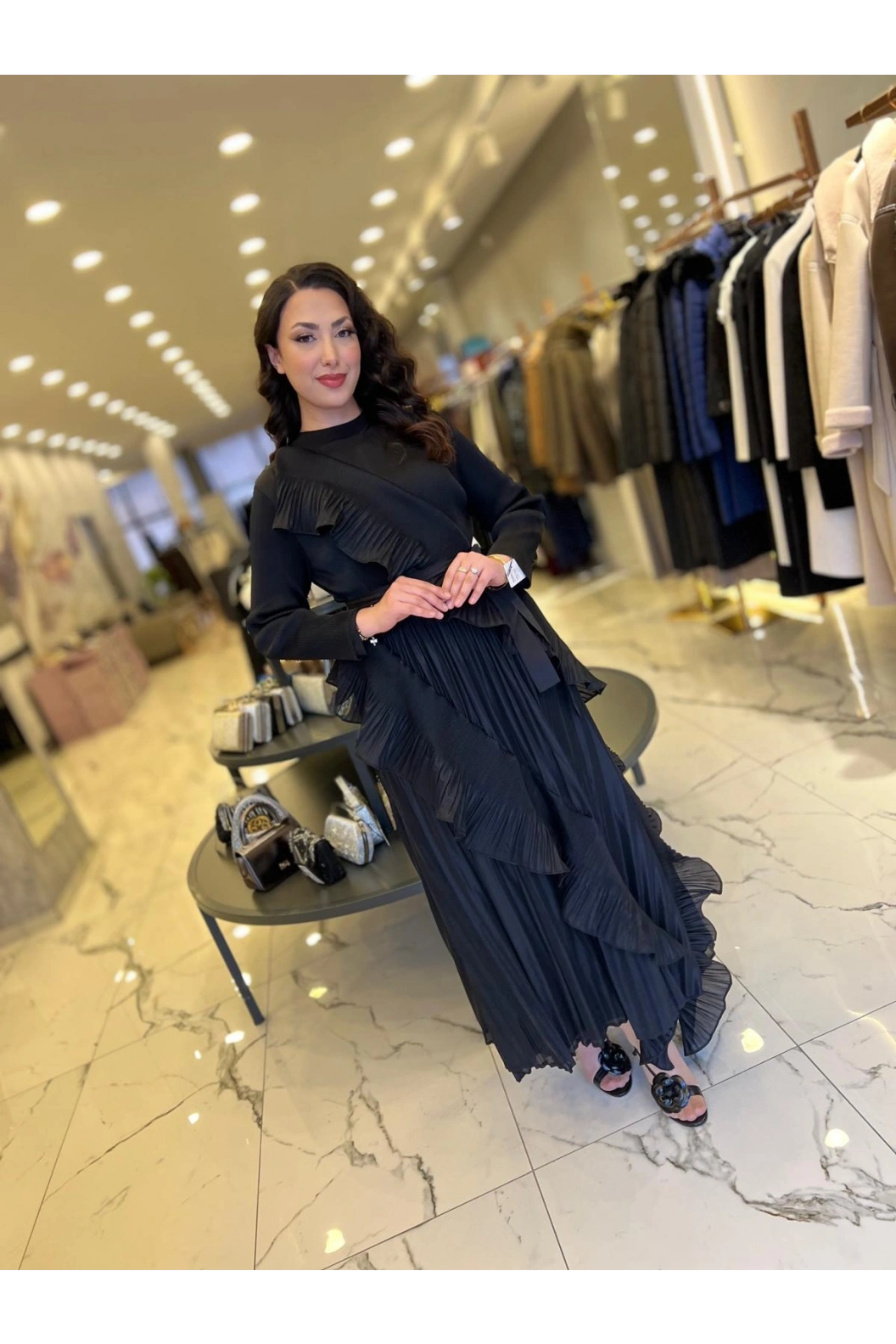 İTHAL-FIRFIRLI ELBİSE SİYAH