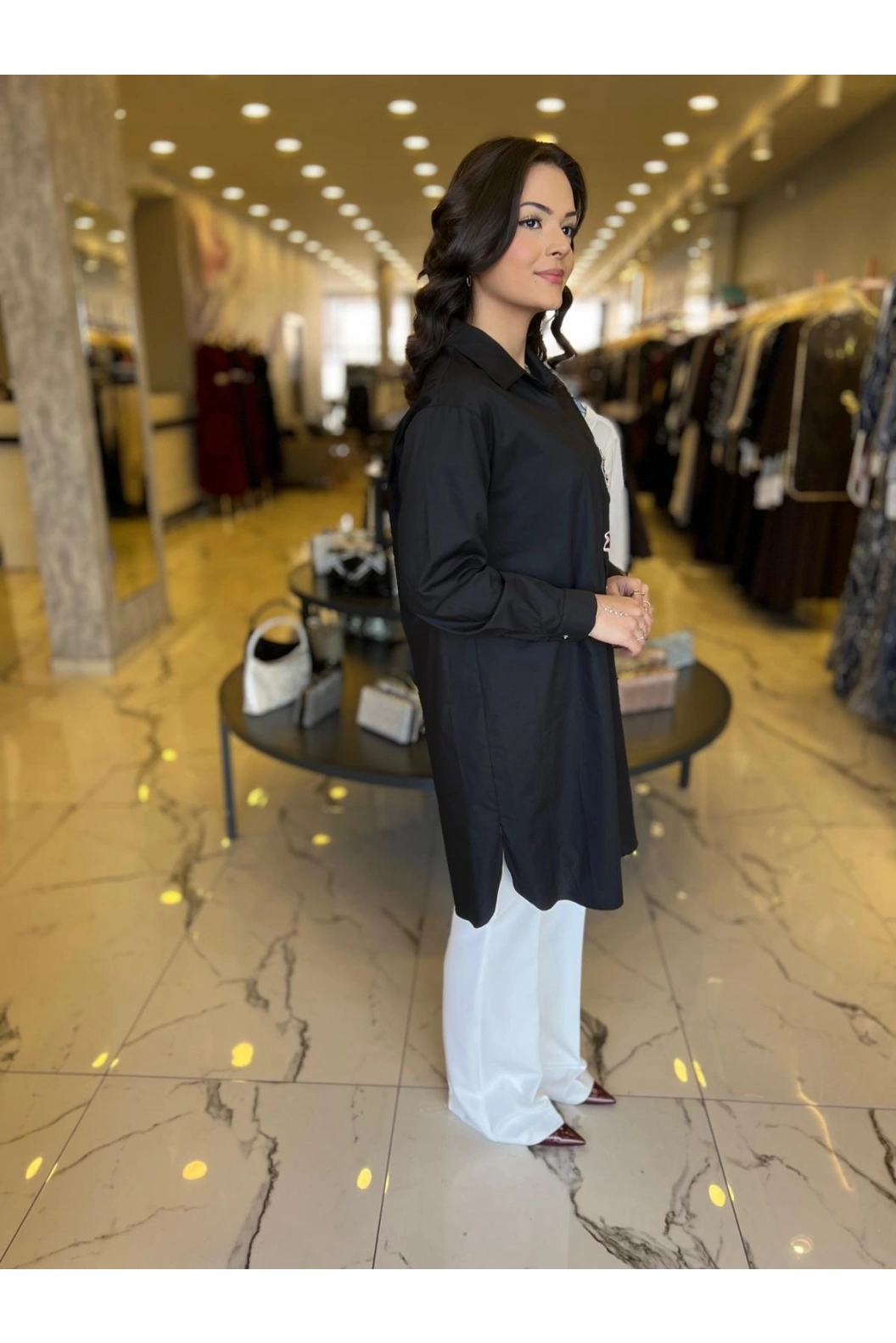 SOLİS-ÇİÇEK ÜZERİ TAŞLI TUNİK SİYAH