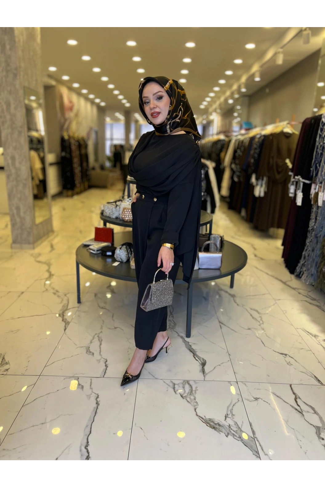 MY312-OMZU AKSESUARLI TAKIM SİYAH