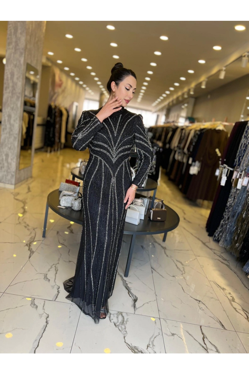 BEYOĞLU-GECE IŞILTISI ABİYE SİYAH