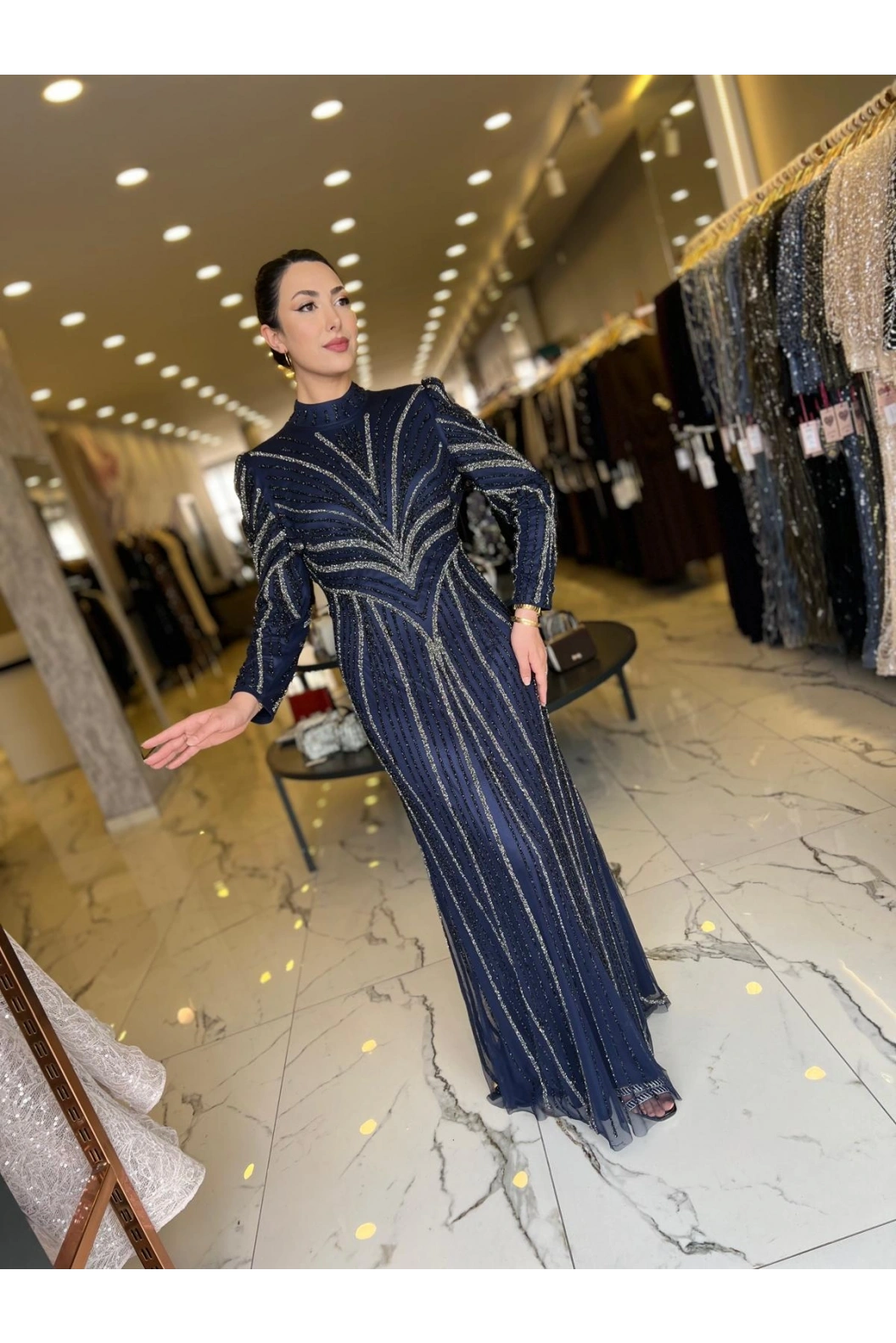 BEYOĞLU-GECE IŞILTISI ABİYE LACİVERT