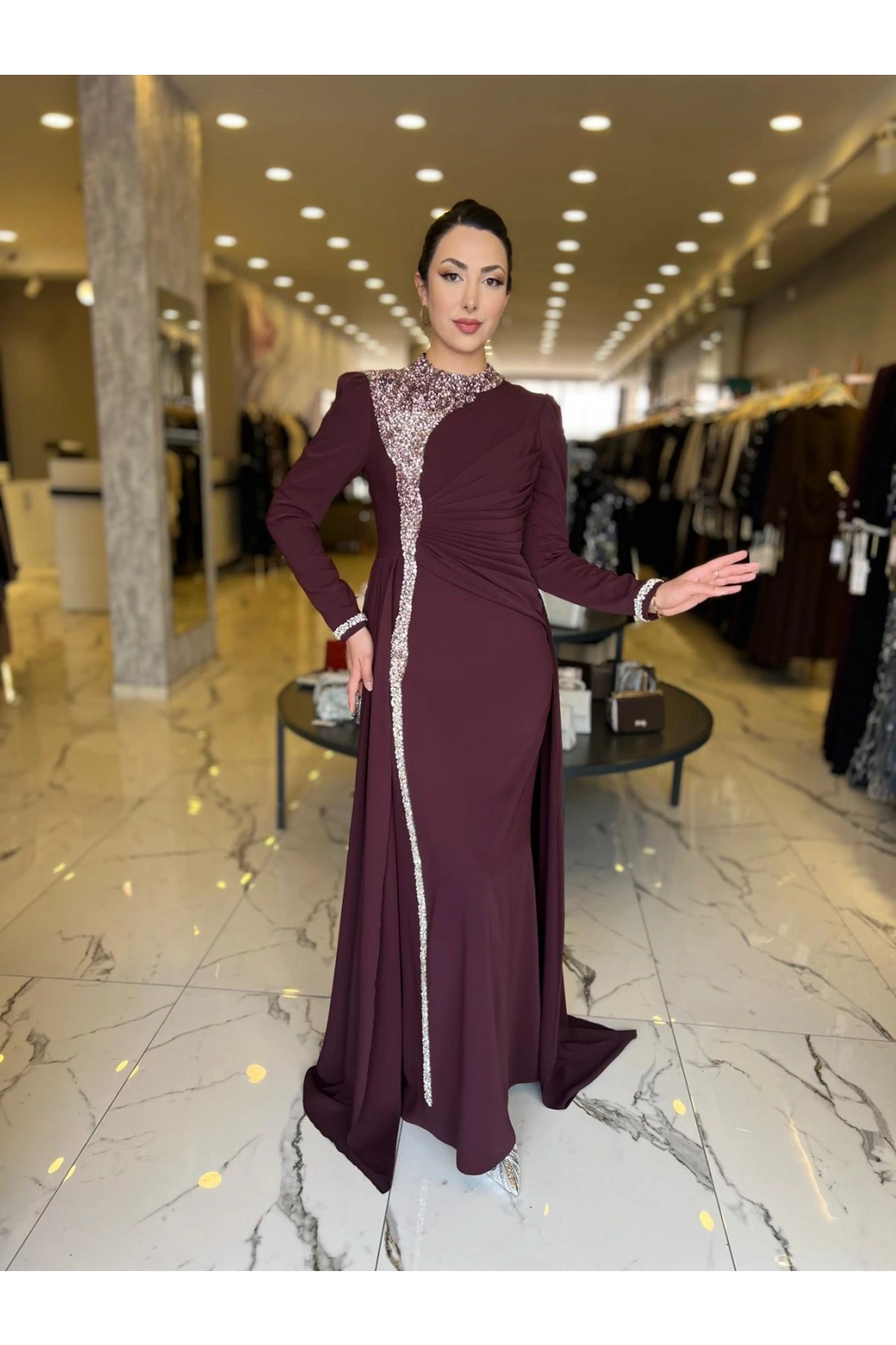 FERİHA SARIOĞLU-AYÇA ABİYE BORDO