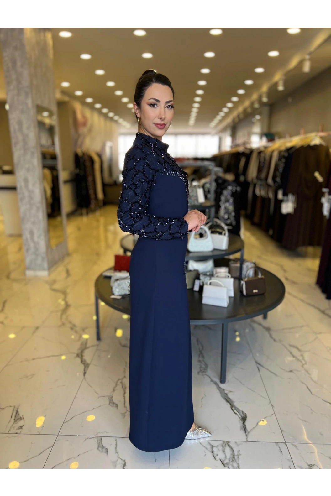 BEYOĞLU-PUL DETAYLI ELBİSE LACİVERT
