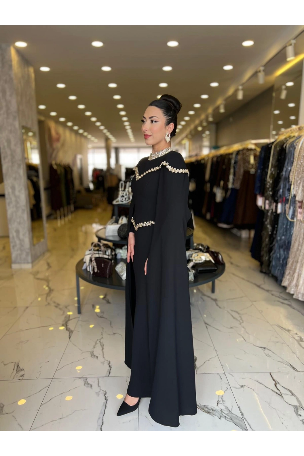 FERİHA SARIOĞLU-HİLAL ABİYE SİYAH