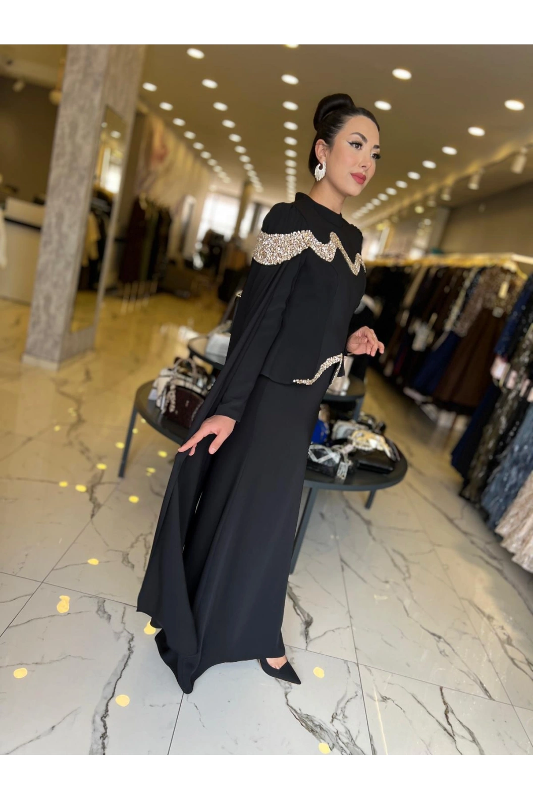 FERİHA SARIOĞLU-PANA ABİYE SİYAH