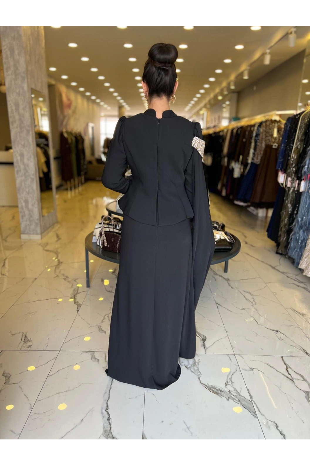 FERİHA SARIOĞLU-PANA ABİYE SİYAH