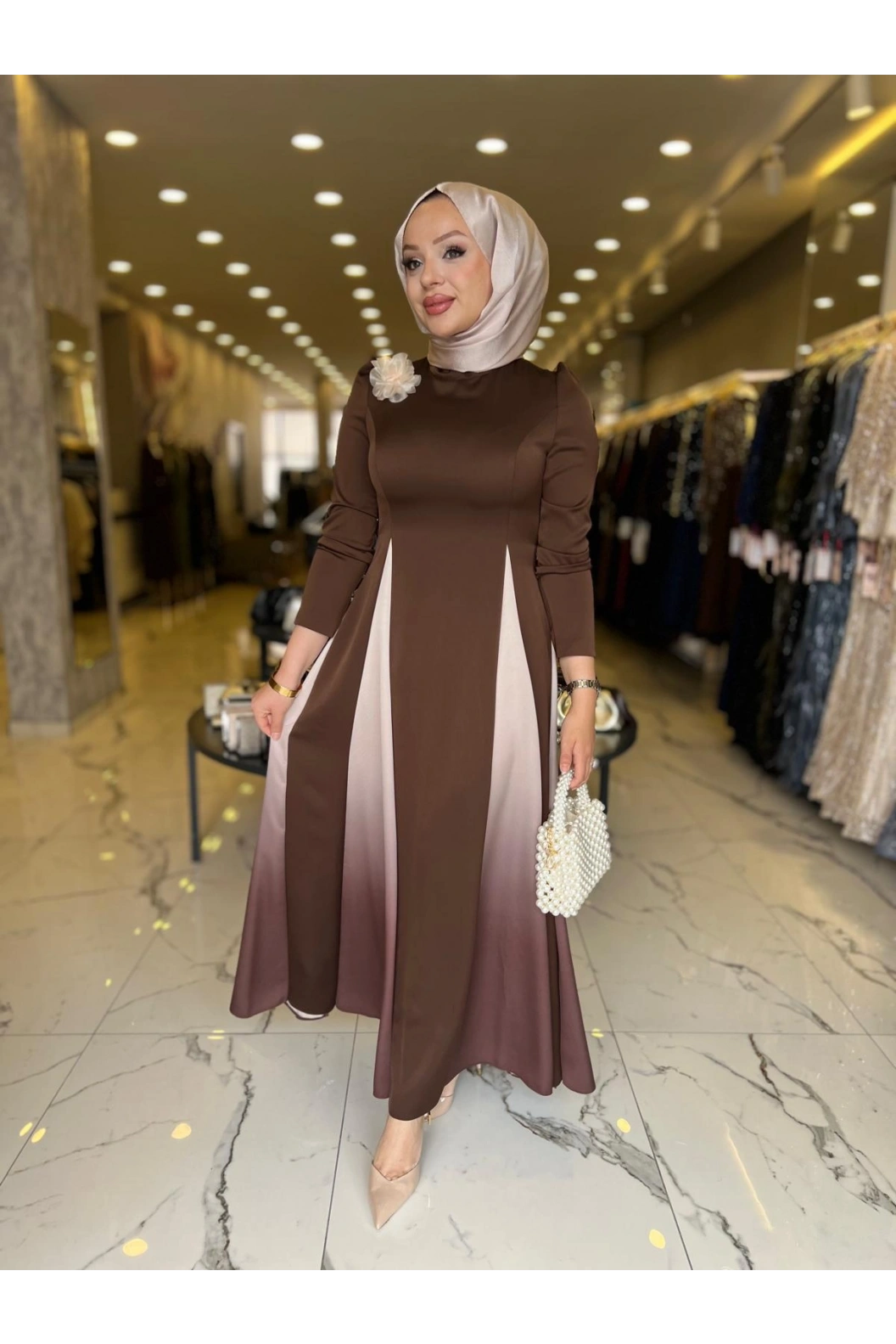 MATEKS-ETEĞİ BEJ IŞILTILI ELBİSE KAHVE