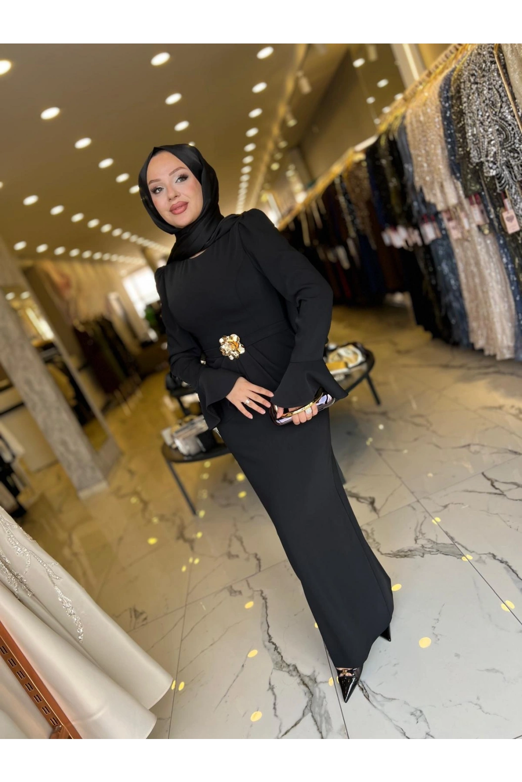 FERİHA SARIOĞLU-BEYZA ABİYE SİYAH