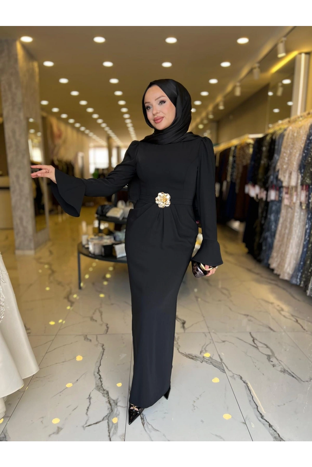 FERİHA SARIOĞLU-BEYZA ABİYE SİYAH