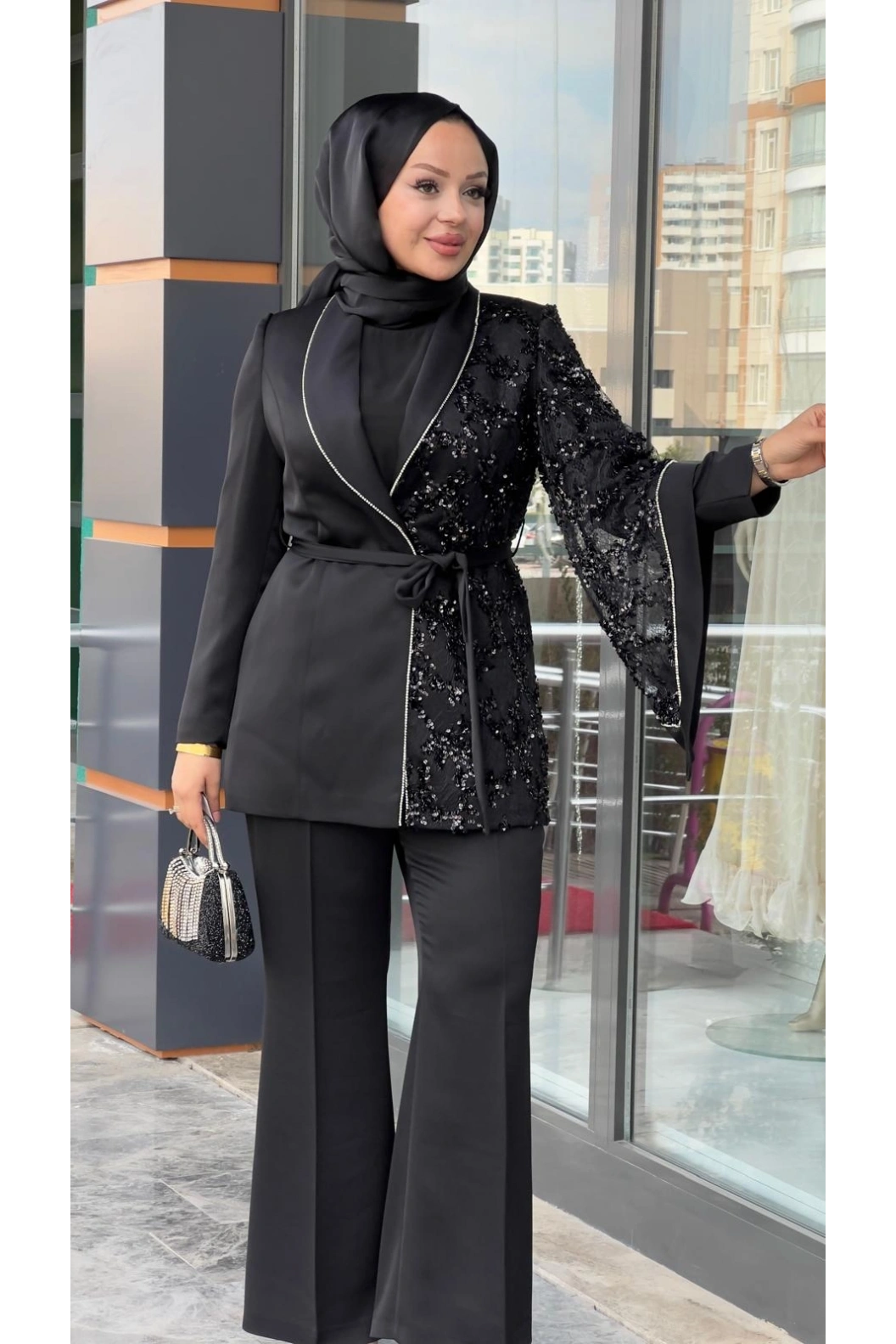 MATEKS-CEKETİ PUL DETAYLI PANTOLONLU TAKIM SİYAH