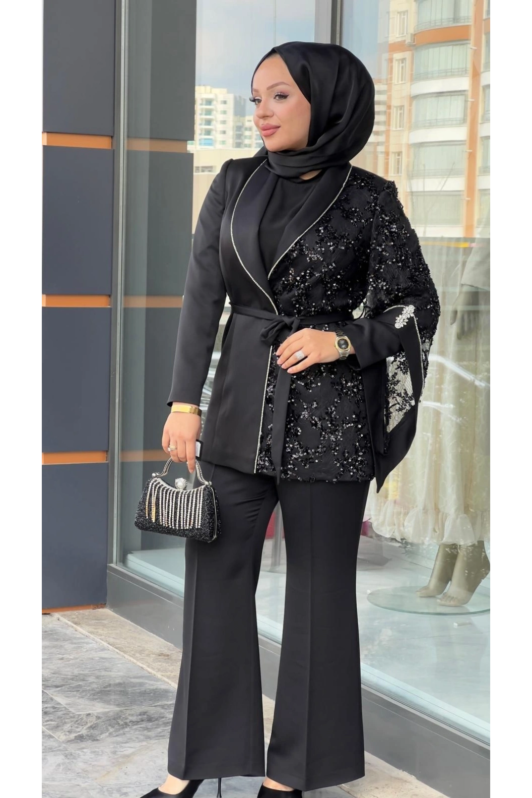 MATEKS-CEKETİ PUL DETAYLI PANTOLONLU TAKIM SİYAH