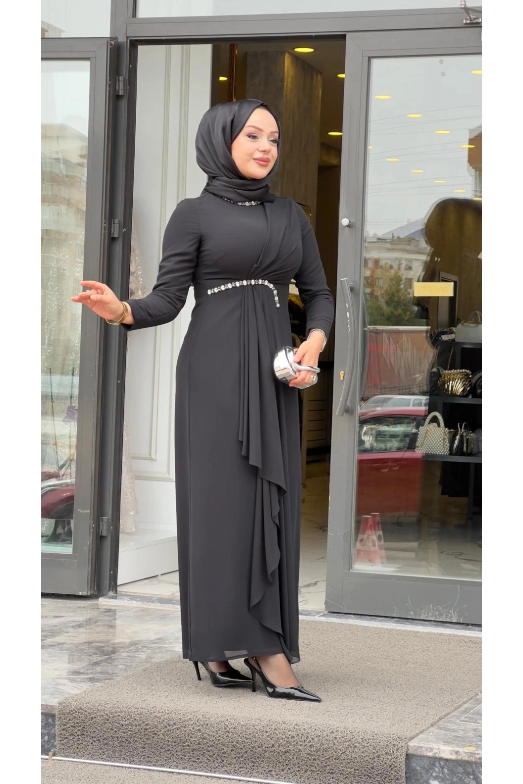 MATEKS-BELİ TAŞLI ELBİSE SİYAH