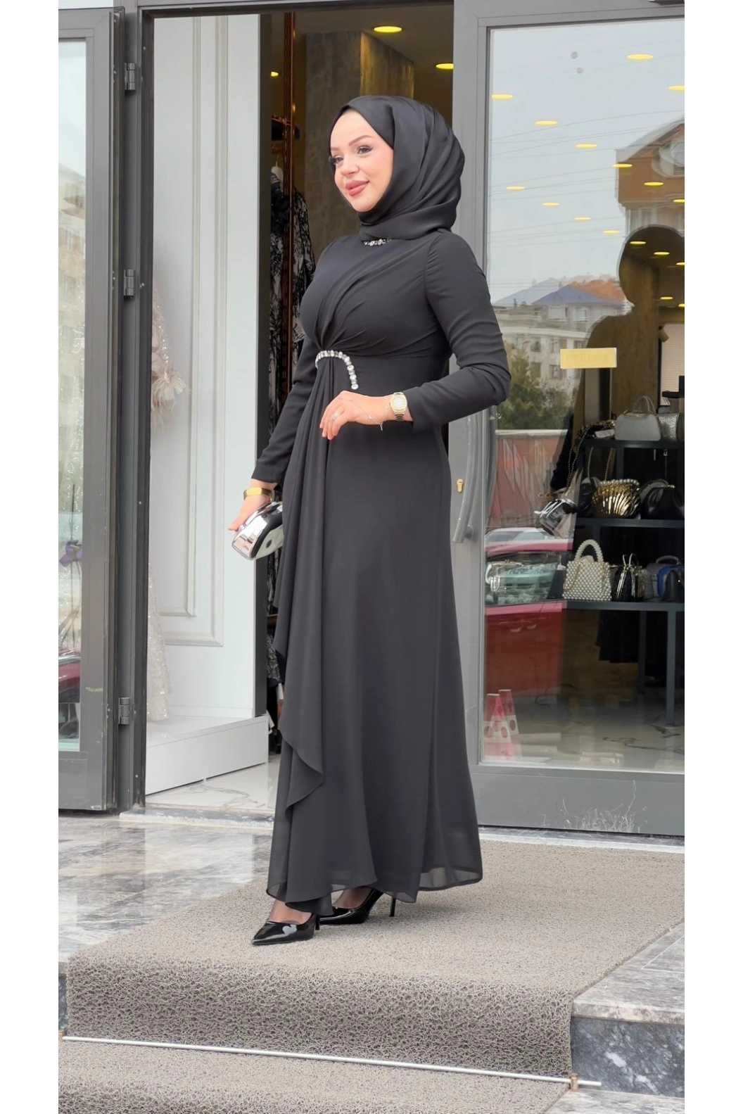 MATEKS-BELİ TAŞLI ELBİSE SİYAH