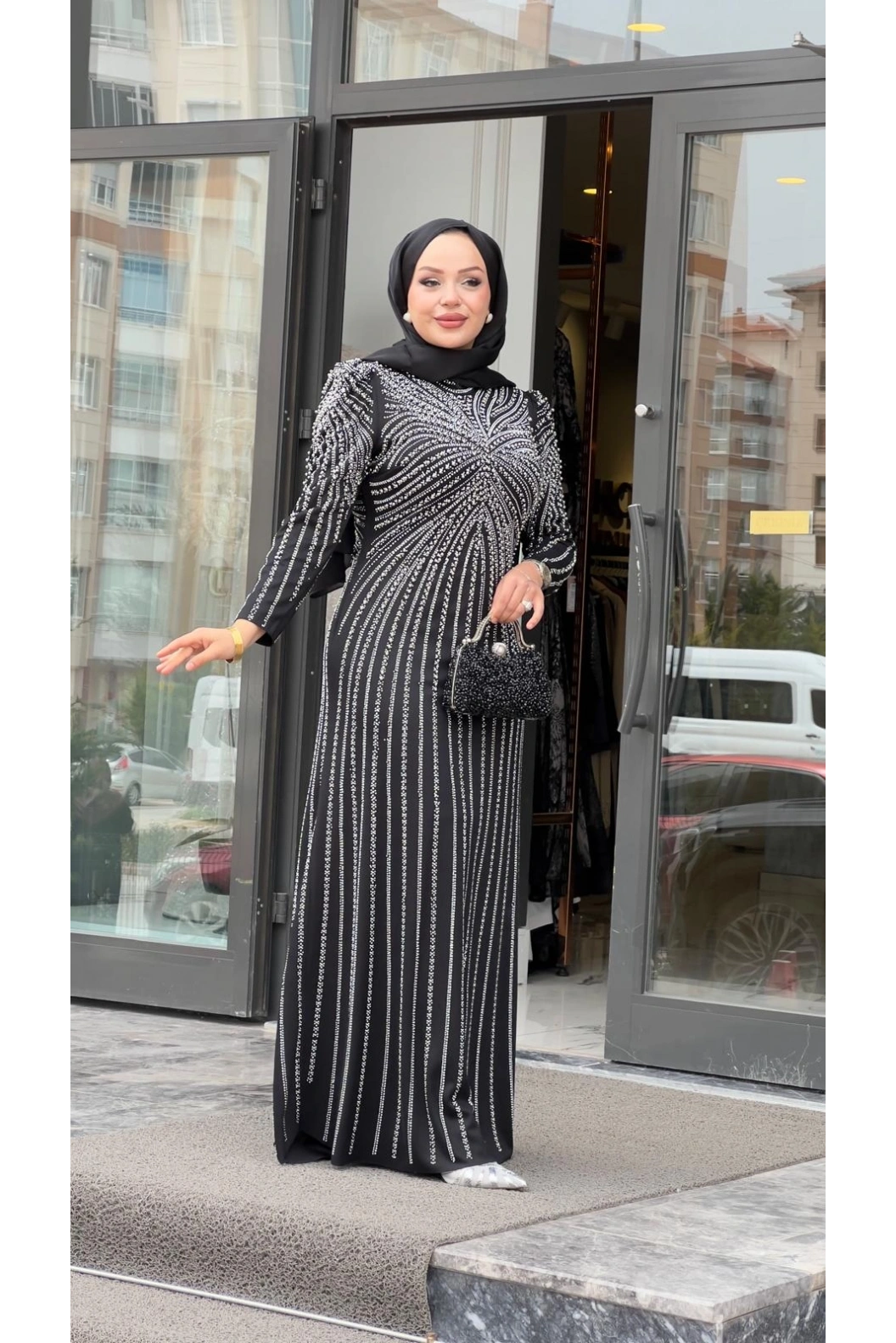 BEYOĞLU-BONCUK DETAYLI ABİYE ELBİSE SİYAH