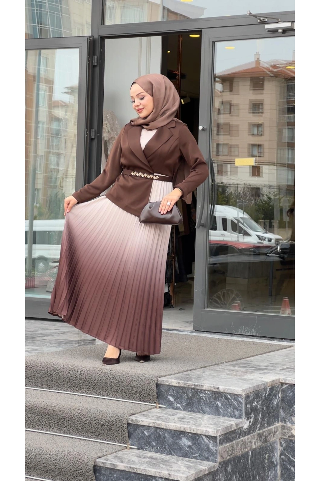 MATEKS-PLİSELİ ELBİSE KAHVE