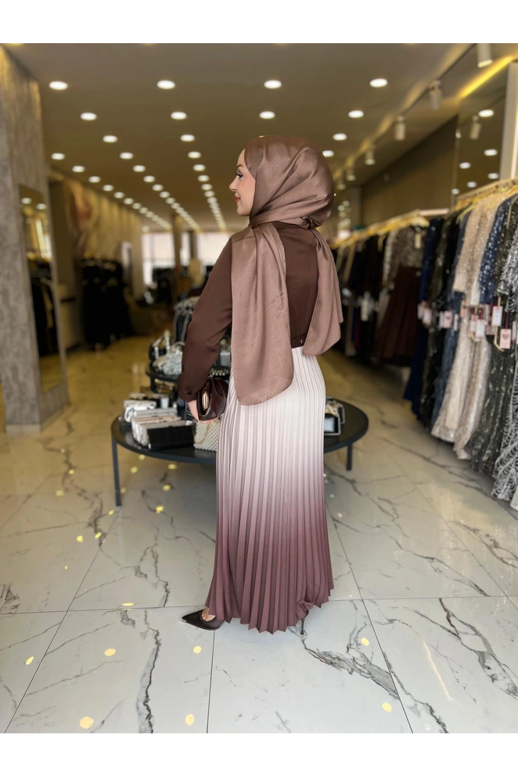 MATEKS-PLİSELİ ELBİSE KAHVE