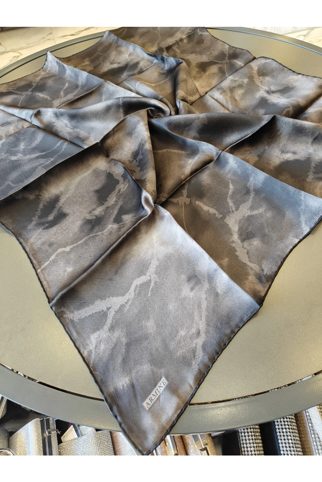 ARMİNE-% 100 İPEK EŞARP GRİ