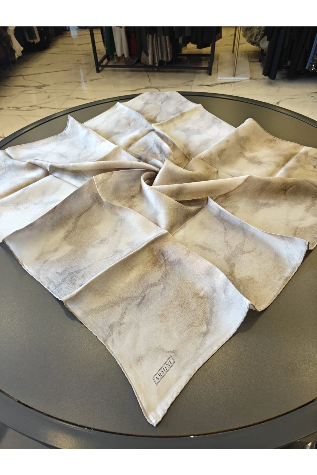 ARMİNE-% 100 İPEK EŞARP TAŞ