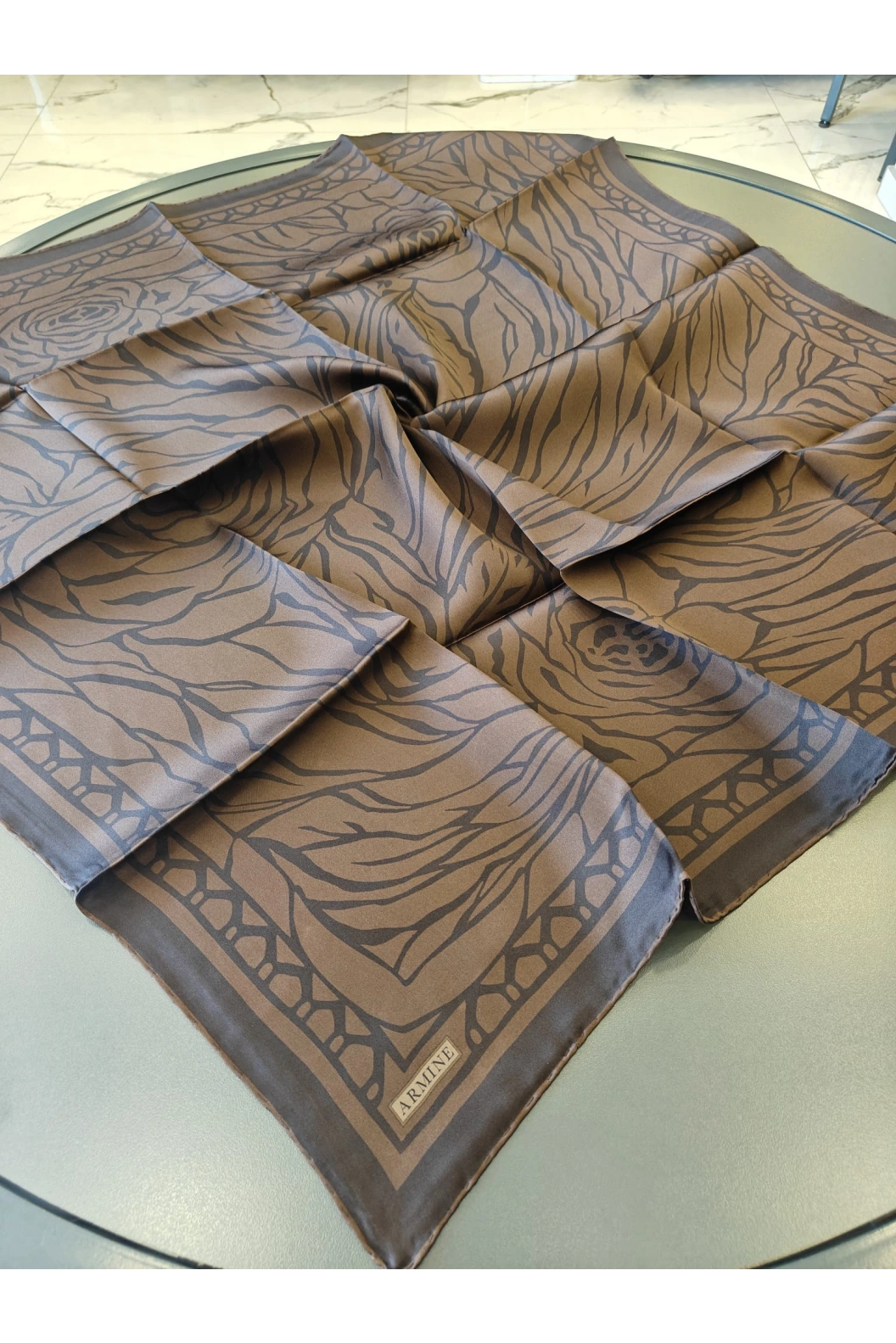 ARMİNE-%100 İPEK EŞARP KAHVE