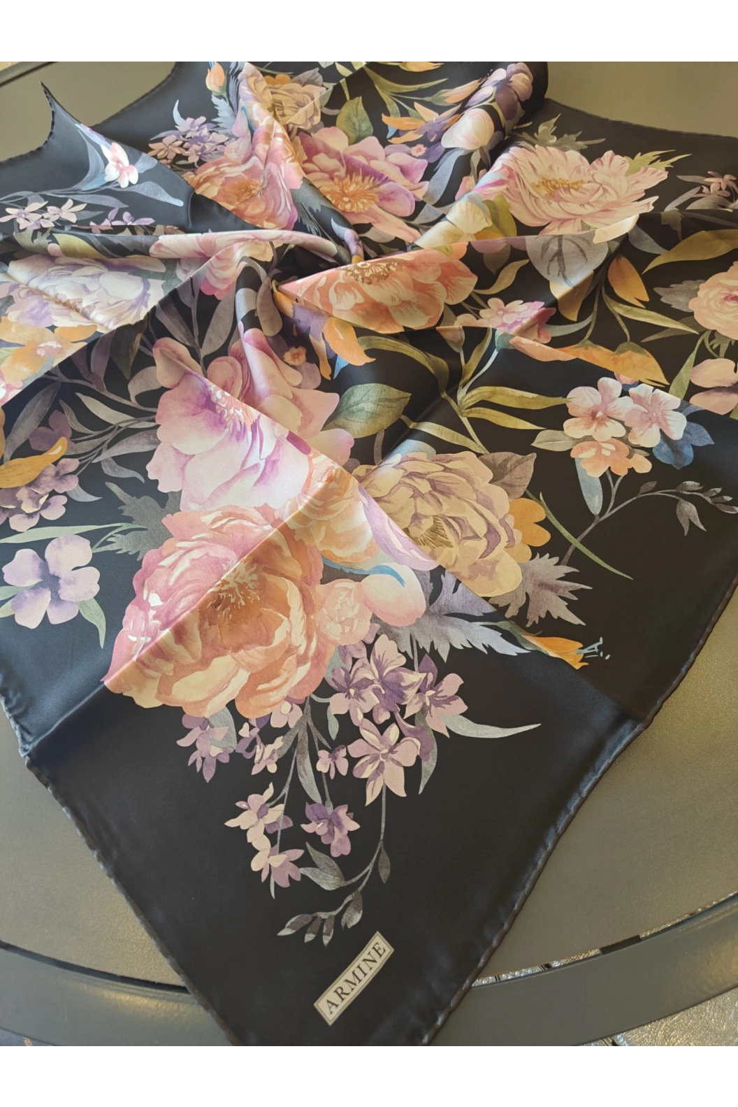 ARMİNE-%100 İPEK EŞARP SİYAH