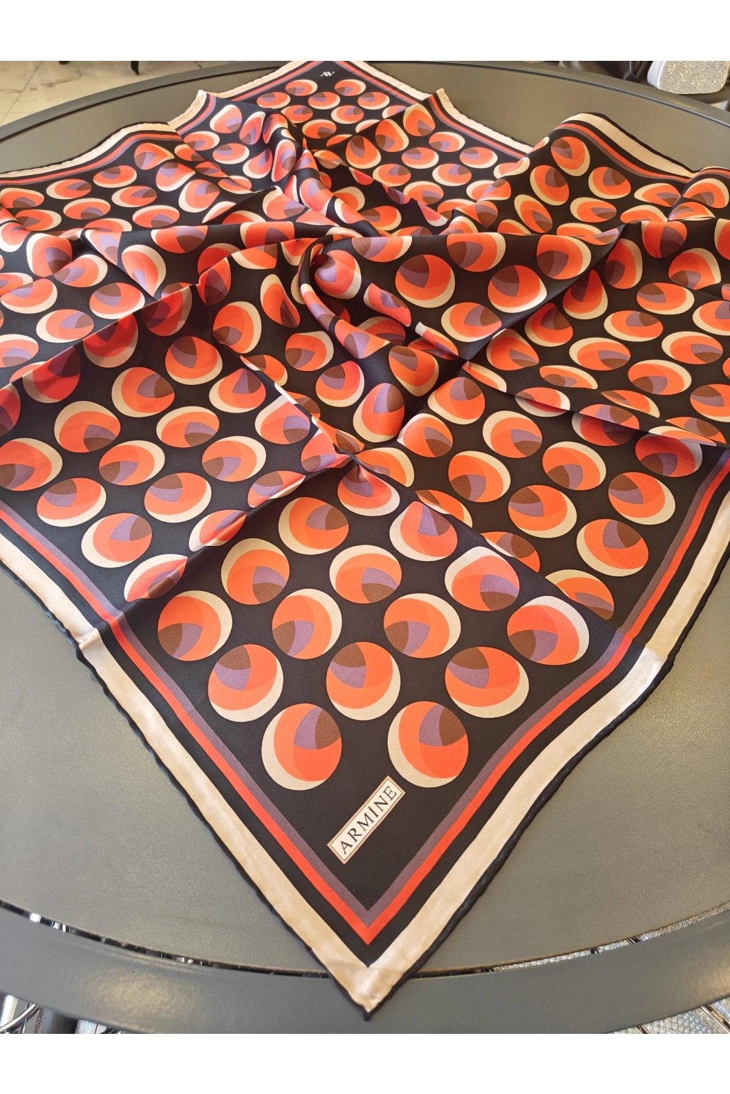 ARMİNE-%100 İPEK EŞARP SİYAH