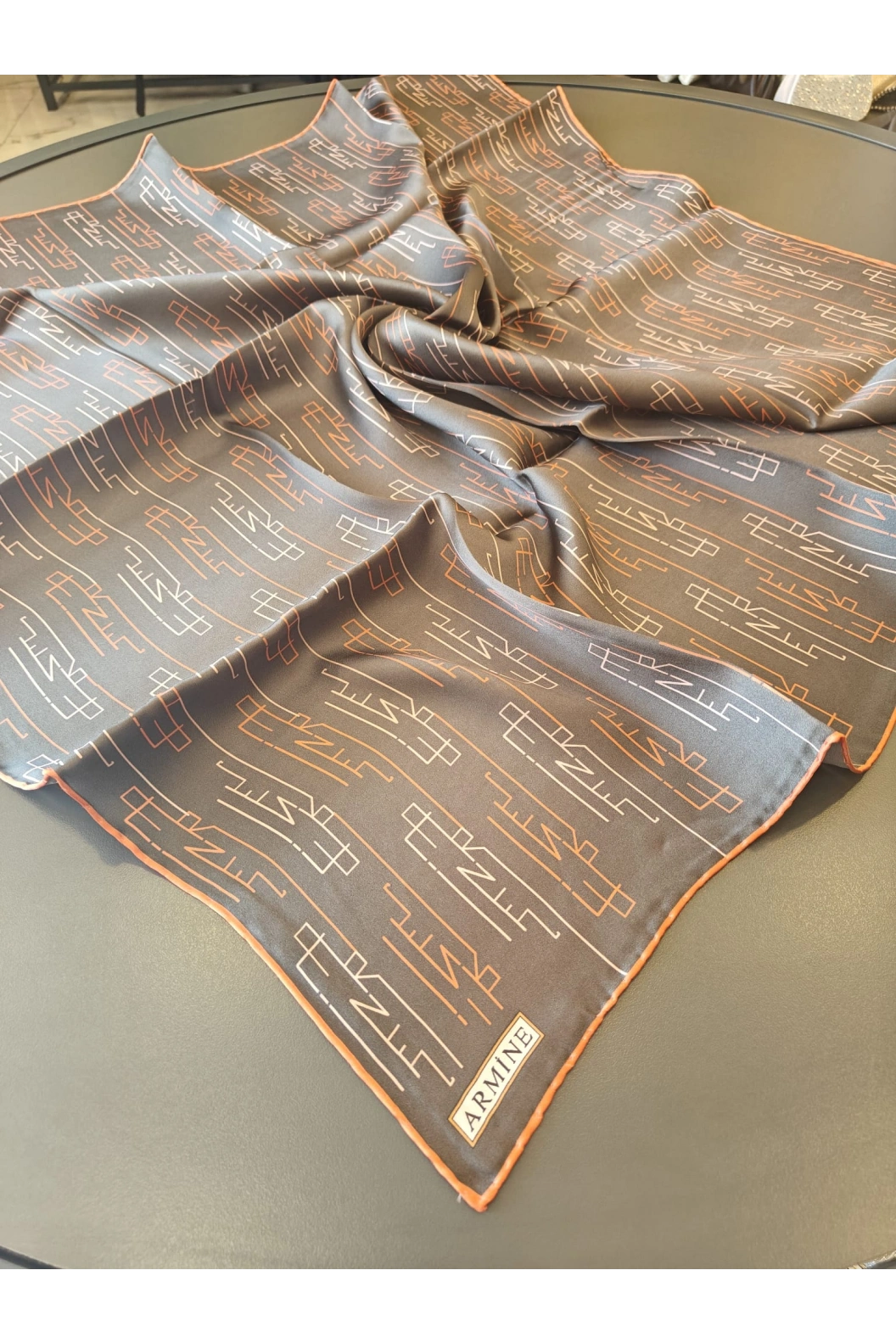 ARMİNE-%100 İPEK EŞARP KAHVE