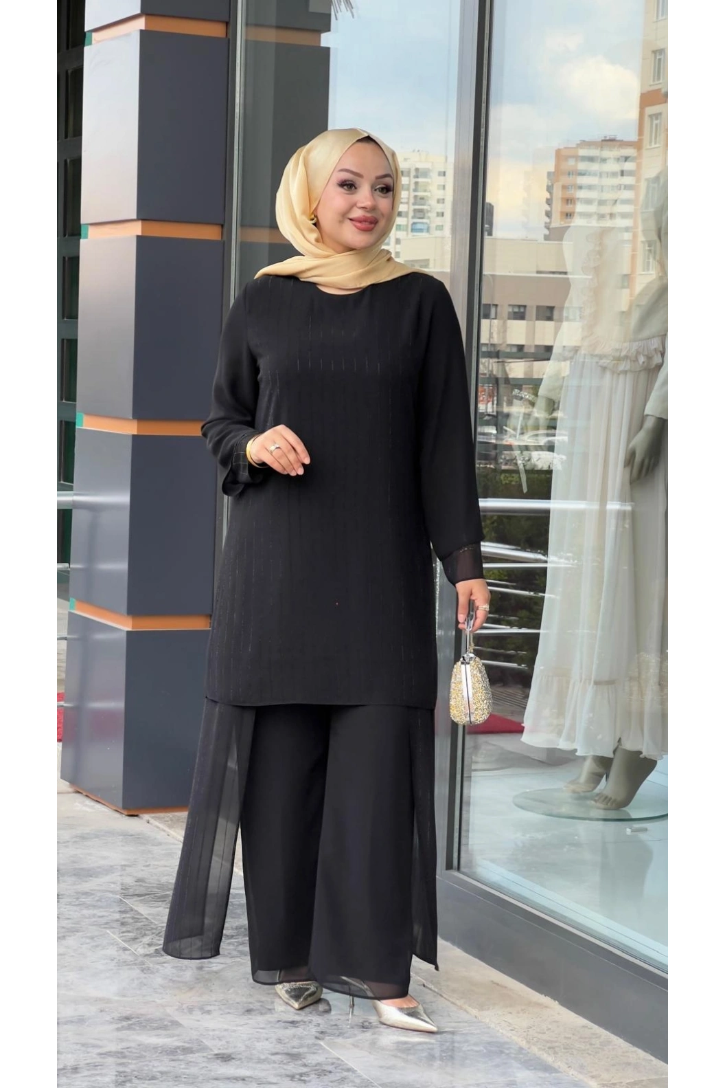 PERİ-ŞİFON TAŞLI PATOLONLU TAKIM SİYAH