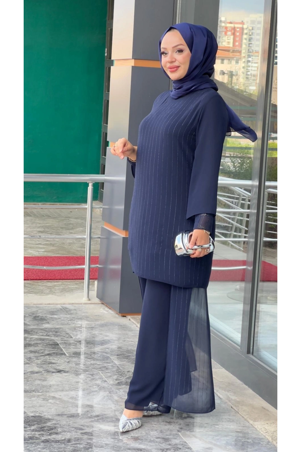 PERİ-ŞİFON TAŞLI PATOLONLU TAKIM LACİVERT