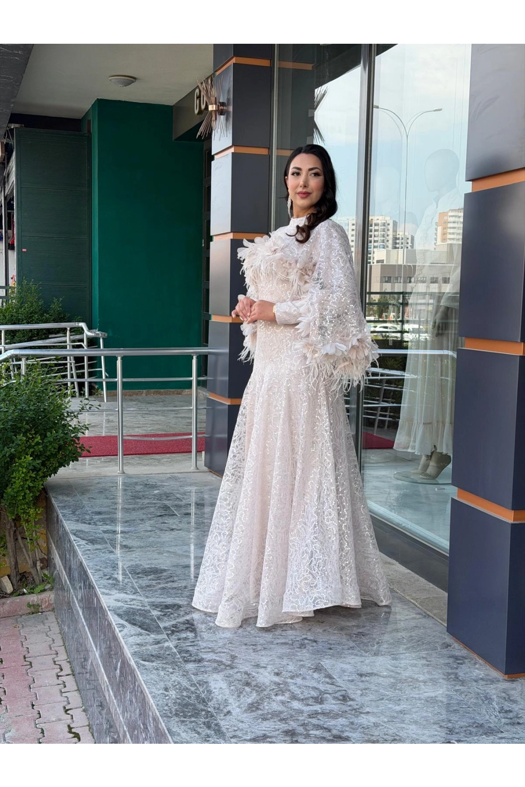 FERİHA SARIPĞLU- MİNE ABİYE BEJ